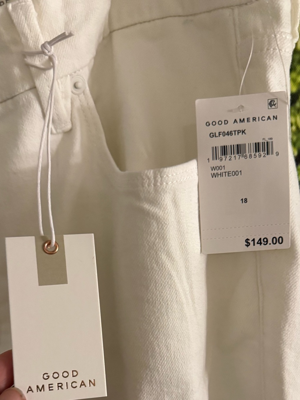Good American White High-Rise Wide-Leg Jeans - Picture 6 of 10